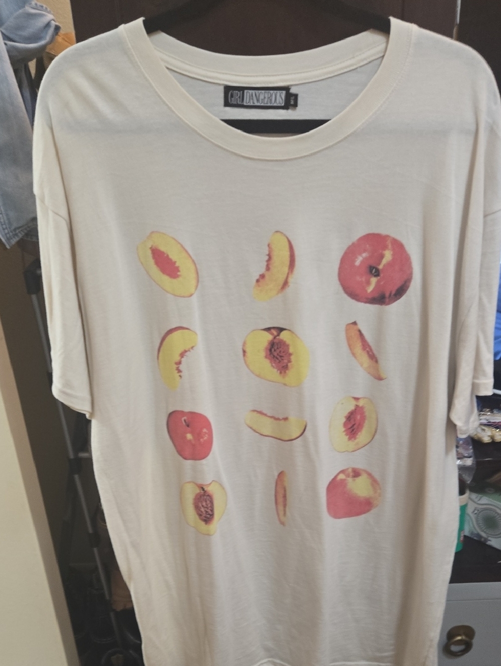 Anthropologie Cream Graphic Peach Print Short Sleeve Tee